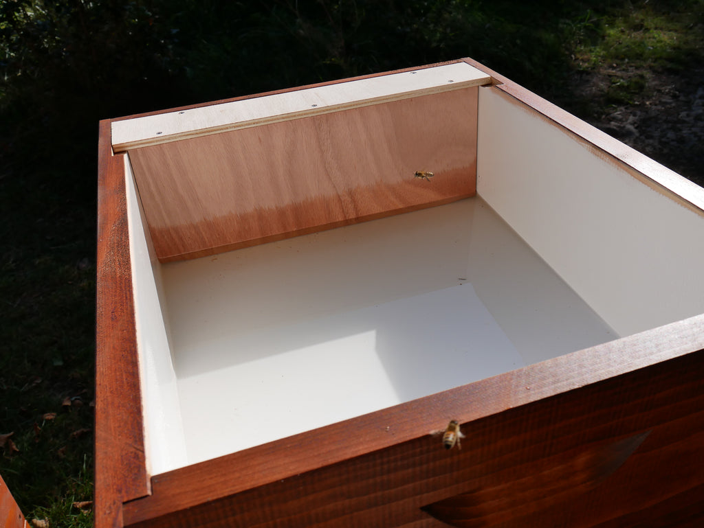 Gut laufende Futterabnahme. Durch die vordere Einlaufsperre ...